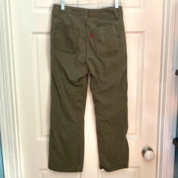 Levi Strauss green cropped high rise pants with stretch size 27 - Picture 3 of 9